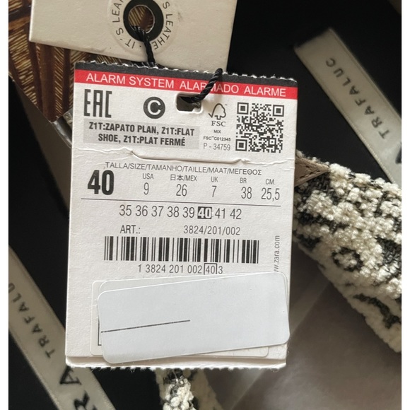 Zara Flats/Mule - Picture 2 of 6